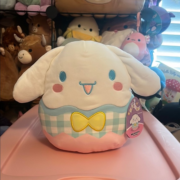 Squishmallows Other - Cinnamoroll spring squishmallow